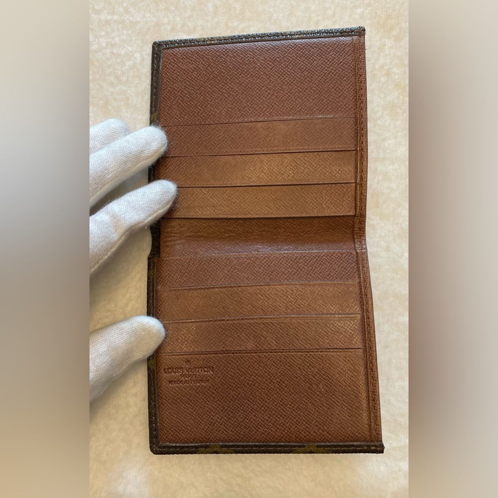 Louis Vuitton Authentic Vintage Brown Monogram Design Wallet - Picture 5 of 15